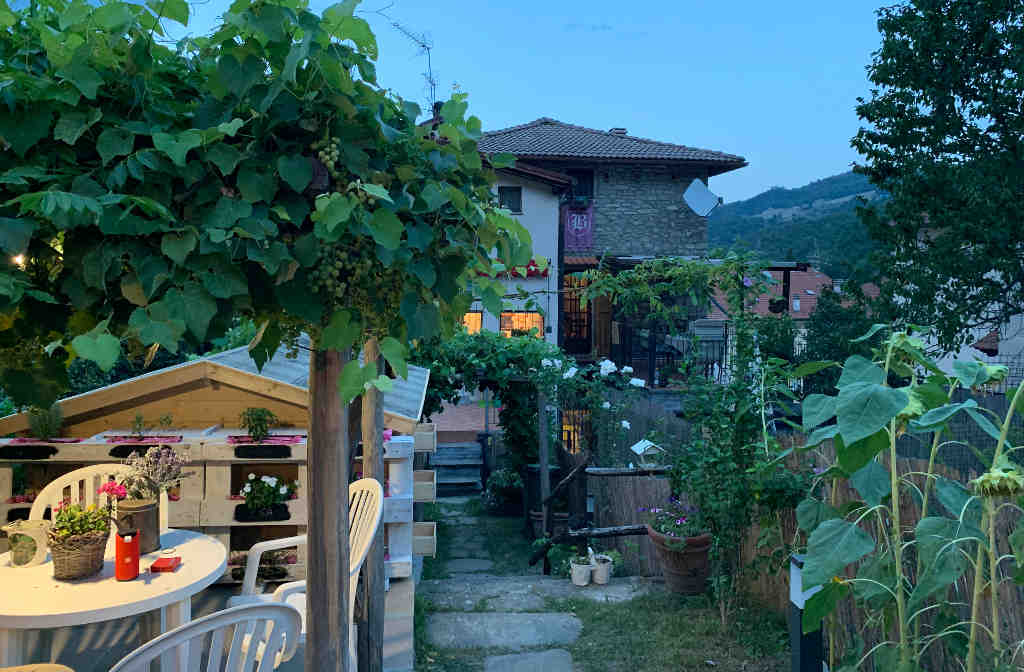 terrazzo-giardino casa vacanze Torre del Vicario a Palazzuolo sul Senio